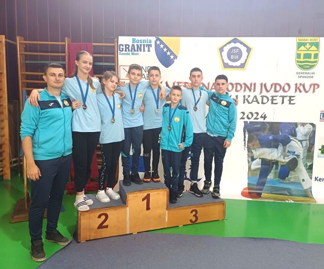 Požega.eu | JUDO KLUB „SLAVONAC“: Šest medalja na međunarodnom turniru u Sanskom Mostu