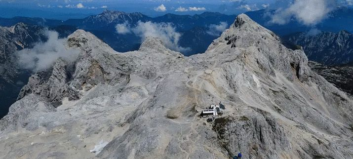 [FOTO] Kutjevački planinari osvojili Triglav: Uzbudljivi uspon na najviši vrh Slovenije