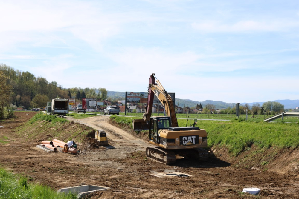 Požega.eu | Izgradnja kanalizacijskog kolektora između Završja i Novog Sela u samoj završnici (FOTO)