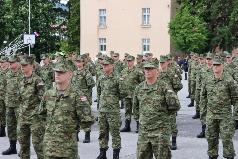 Požega.eu | (FOTO) Na vjernost Domovini u Požegi ponosno prisegnulo 102 ročnica i ročnika Hrvatske vojske