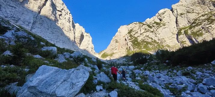 [FOTO] Kutjevački planinari osvojili Triglav: Uzbudljivi uspon na najviši vrh Slovenije