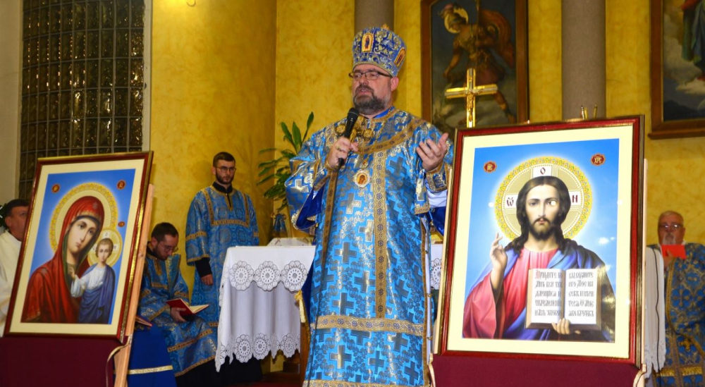 SB Online | Večernju liturgiju u Sl. Brodu predvodio vladika Stipić