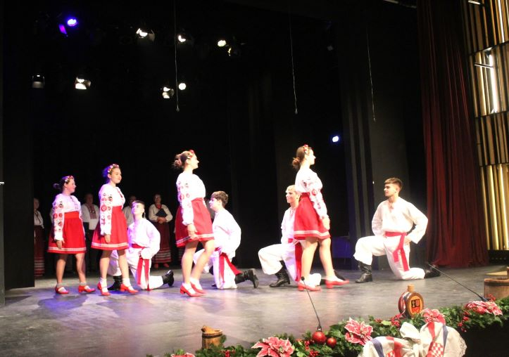 UZ DAN GRADA PLETERNICE: Održana 18. Međunarodna smotra folklora „Običaji starog zavičaja“