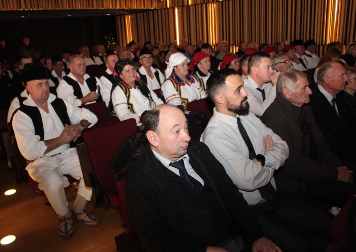 UZ DAN GRADA PLETERNICE: Održana 18. Međunarodna smotra folklora „Običaji starog zavičaja“