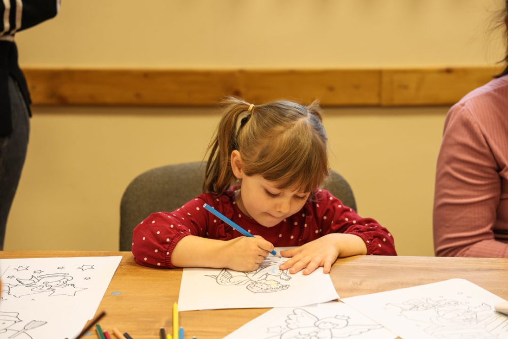 [FOTO] Blagdanska čarolija u Bjeliševcu: Sveti Nikola razveselio mališane i mještane
