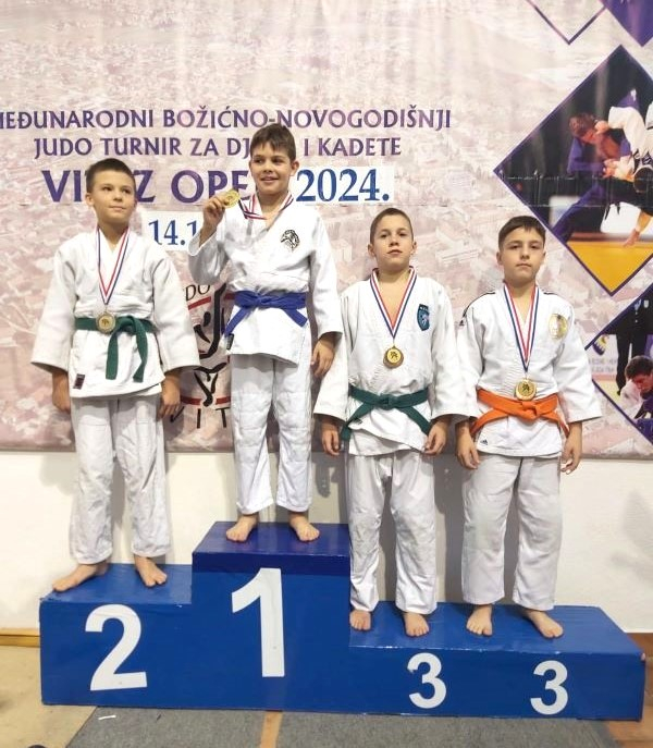 Požega.eu | ČAGLINSKI JUDO KLUB „SLAVONAC“: Osvojili šest medalja na božićno-novogodišnjem turniru u Vitezu