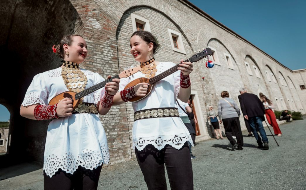 SB Online | Kulturnom amaterizmu na području Brodsko-posavske županije više od 30 tisuća eura