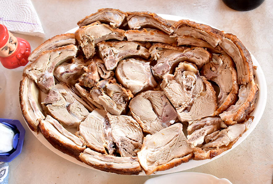 Kokošiji kirvaj uz tradicionalni slavonski ručak [FOTO]