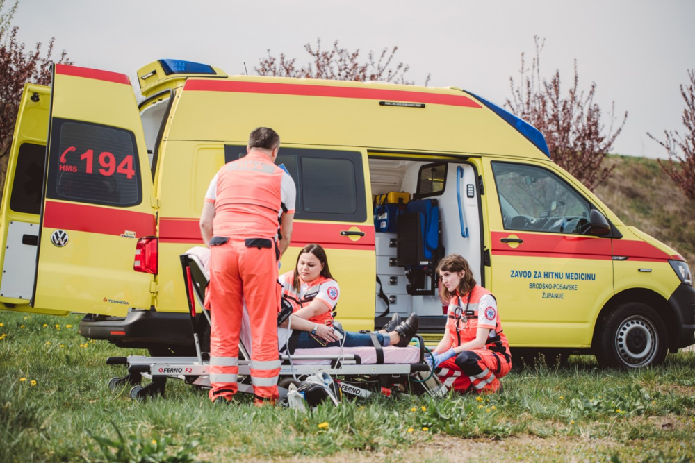 SB Online | Oni su heroji današnjeg doba: Stručna ekipa koja je hitnim situacijama protekle godine prešla više od 300 tisuća kilometara s ciljem spašavanja tuđih života