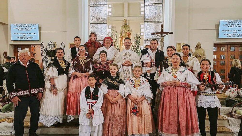 SB Online | Proslavljena misa zahvalnica u Varošu