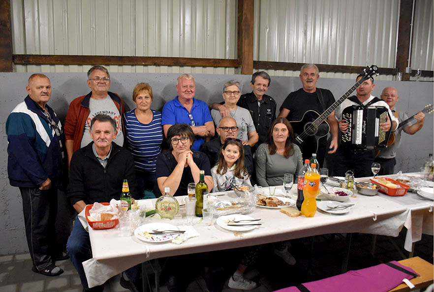 Požega.eu | Nakon 38 godina rada u Švicarskoj vratio se u domovinu [FOTOGALERIJA]