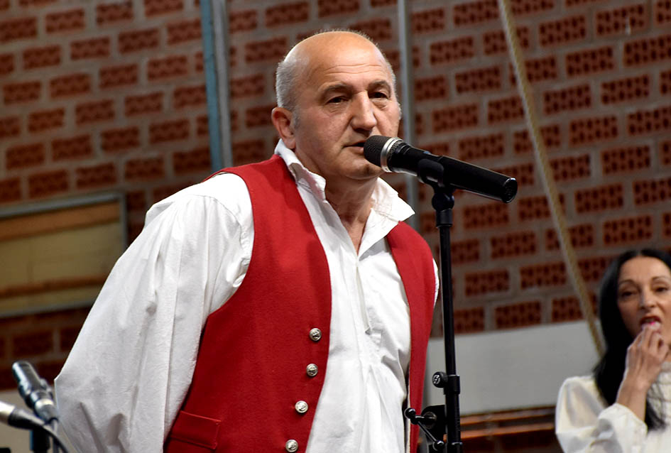 Pet folklornih i jedna pjevačka skupina okončale priredbu Tambura za dušu u Kaptolu