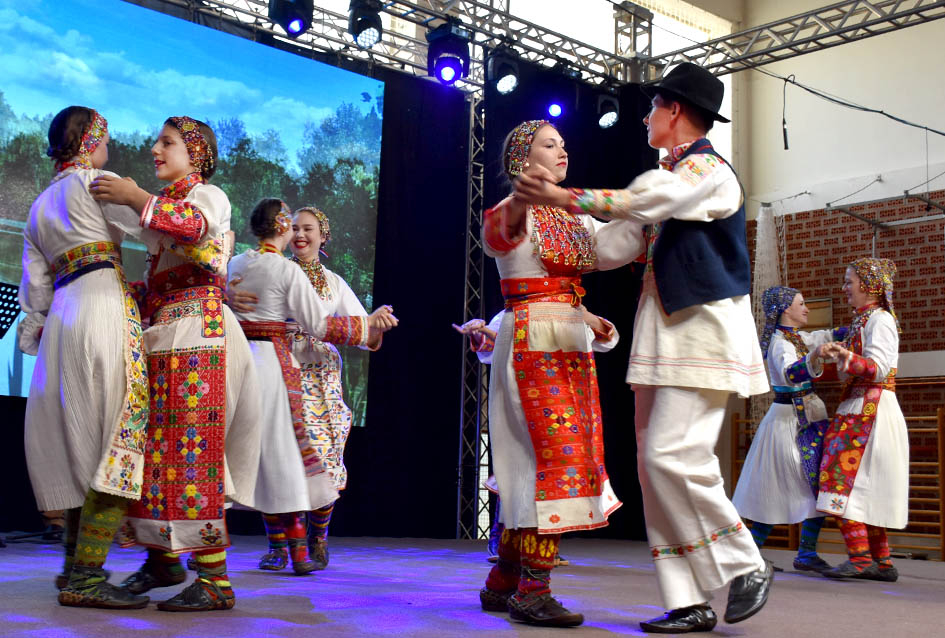 Pet folklornih i jedna pjevačka skupina okončale priredbu Tambura za dušu u Kaptolu