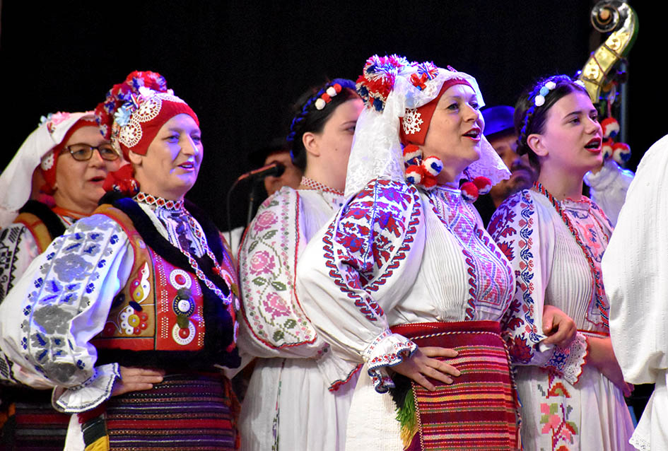Pet folklornih i jedna pjevačka skupina okončale priredbu Tambura za dušu u Kaptolu