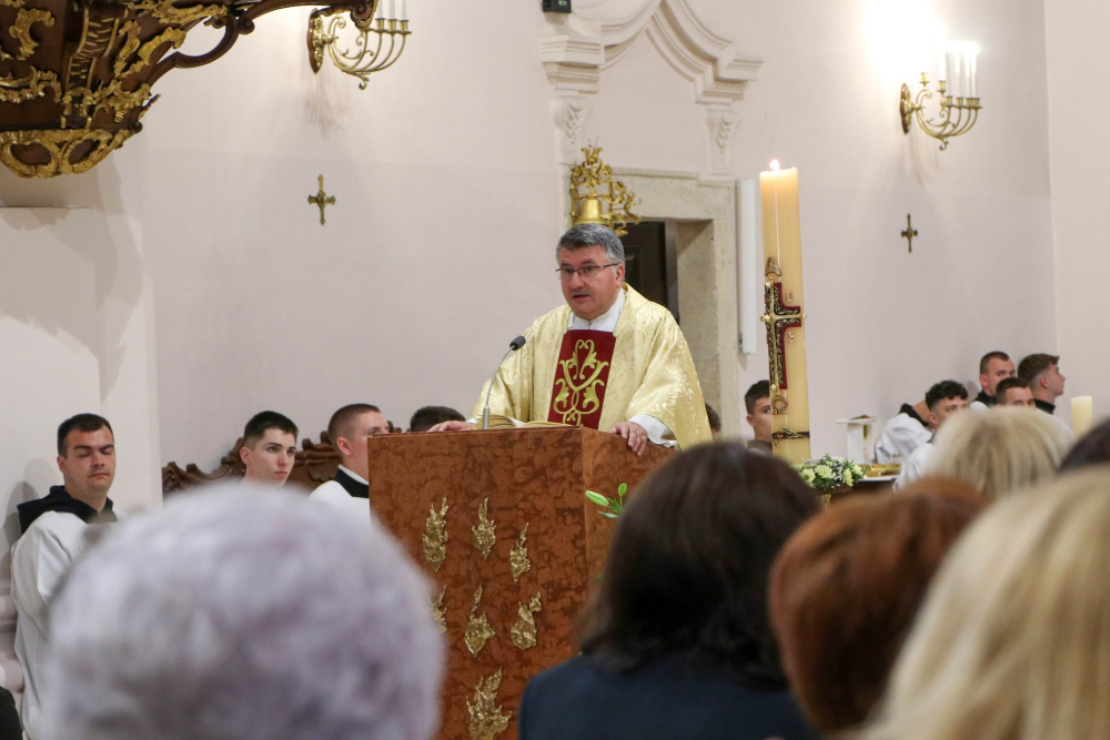 Biskupijski susret članova Djela za duhovna zvanja u Požegi