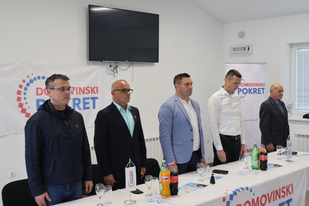 Požega.eu | Draženku Kljajiću i svim drugim kandidatima svojim dolaskom snažnu potporu dao Ivan Penava predsjednik Domovinskog pokreta