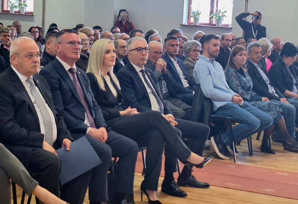 Svečana proslava Dana grada Slavonskog Broda; dodijeljena javna priznanja i nagrade