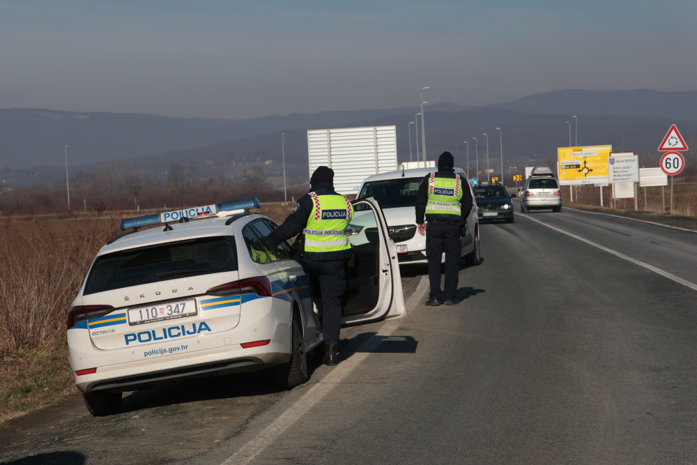 SB Online | Novogradiška policija sve više steže obruč oko učestalih ponavljača prometnih prekršaja