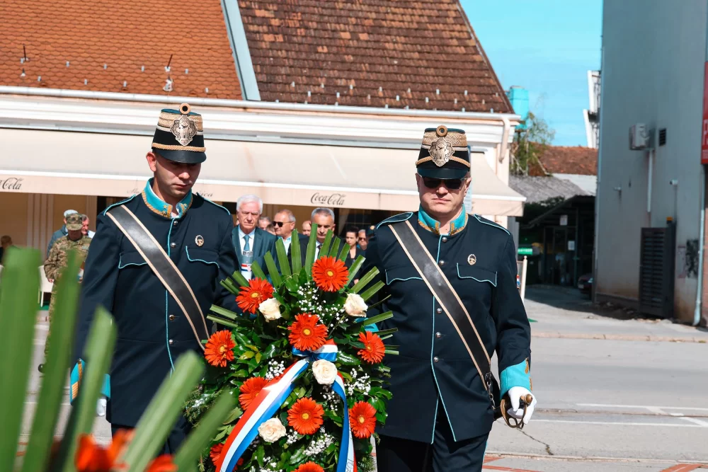Dan državnosti: U Požegi odana počast svim poginulim, nestalim i umrlim hrvatskim braniteljima