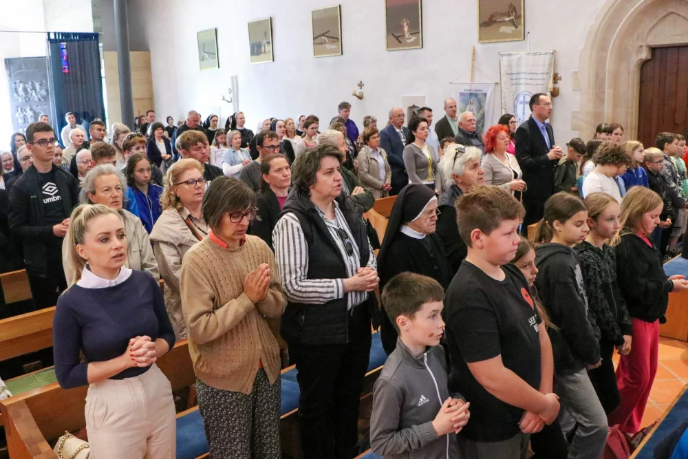 Biskupijsko hodočašće zdravstvenih djelatnika Gospi Voćinskoj