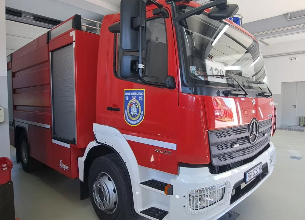 Stoljeće dobrovoljnog vatrogastva u Donjim Andrijevcima - volonterstvo i humanost za primjer svima