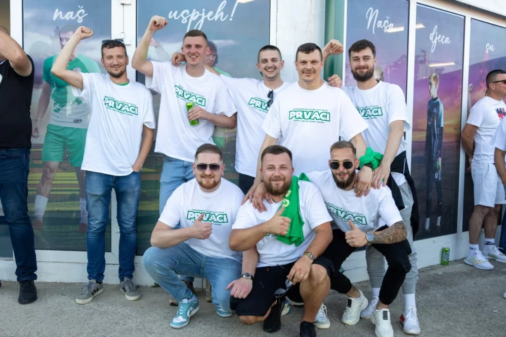 Kutjevačka navijačka skupina Green Army uvijek gdje treba biti….