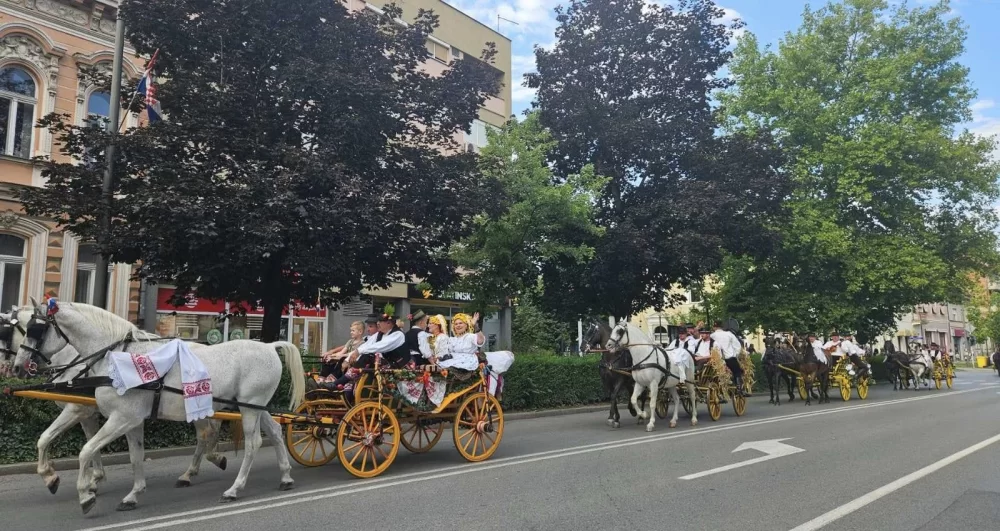 Uskoro središnji program najvažnije i najstarije folklorne manifestacije u Lijepoj Našoj - 61. BRODSKO KOLO