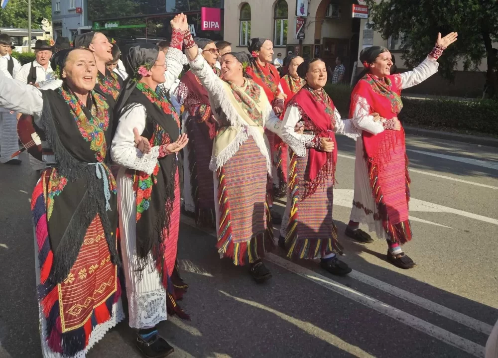 Uskoro središnji program najvažnije i najstarije folklorne manifestacije u Lijepoj Našoj - 61. BRODSKO KOLO