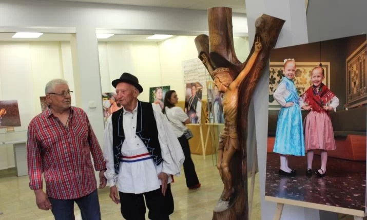 Ovorena izložba fotografija ʼČuvajmo tradicijuʼ autora Domagoja Katića
