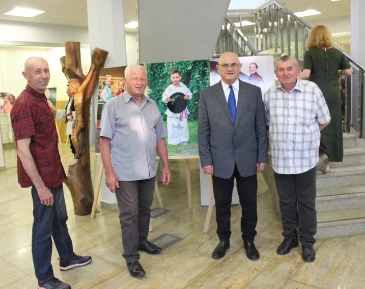 Ovorena izložba fotografija ʼČuvajmo tradicijuʼ autora Domagoja Katića