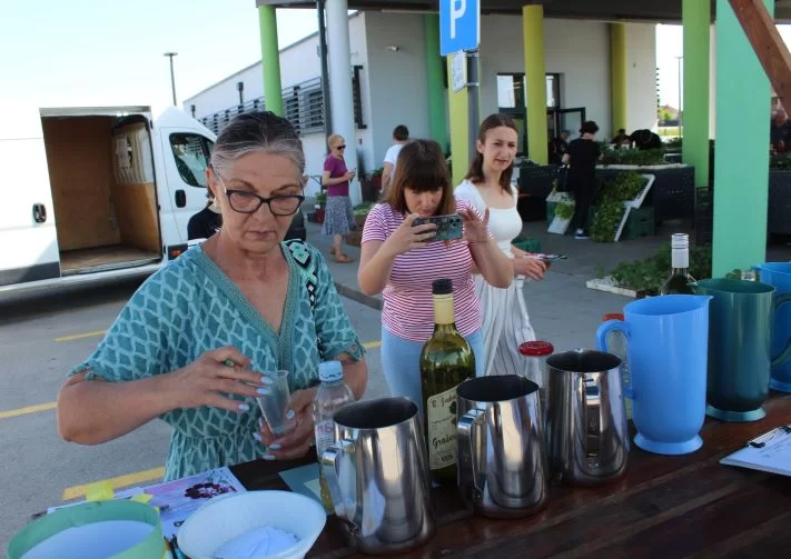 Najbolji sok od bazge pripremili Marica Karmišević i Dječji vrtić „Tratinčica“