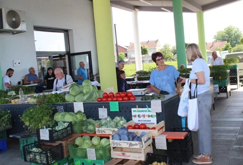 Najbolji sok od bazge pripremili Marica Karmišević i Dječji vrtić „Tratinčica“