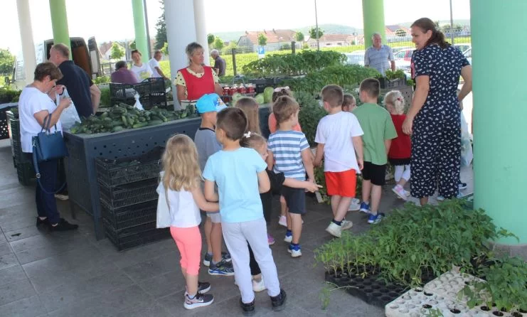 Najbolji sok od bazge pripremili Marica Karmišević i Dječji vrtić „Tratinčica“