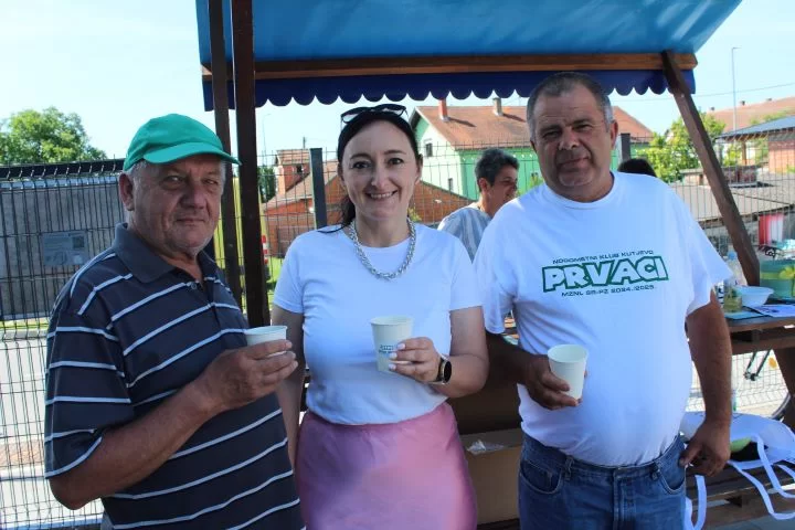 Najbolji sok od bazge pripremili Marica Karmišević i Dječji vrtić „Tratinčica“