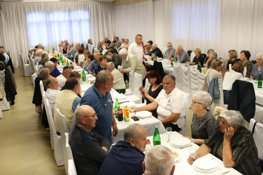 Izleti, rekreacija i druženja ključni u radu jakšićkih umirovljenika