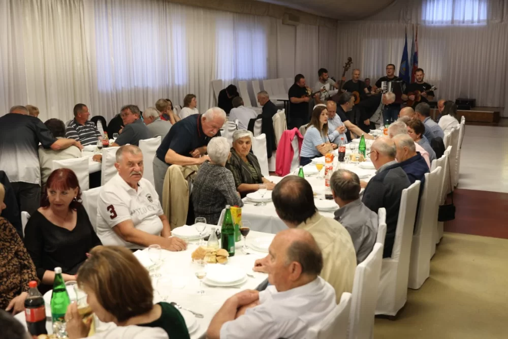 Izleti, rekreacija i druženja ključni u radu jakšićkih umirovljenika