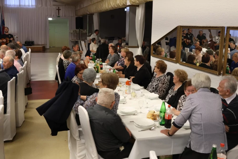 Izleti, rekreacija i druženja ključni u radu jakšićkih umirovljenika