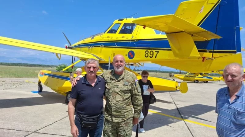 MATICA UMIROVLJENIKA OPĆINE JAKŠIĆ: U Škabrnji polaganjem vijenca odali počast žrtvama iz Domovinskog rata