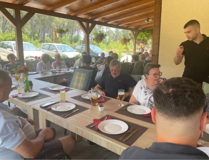 MATICA UMIROVLJENIKA OPĆINE JAKŠIĆ: U Škabrnji polaganjem vijenca odali počast žrtvama iz Domovinskog rata