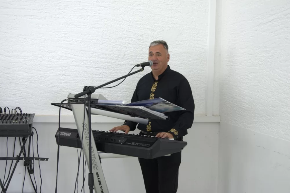 Pjevačka skupina veličkih umirovljenika Ledena berba proslavila 20 godina rada