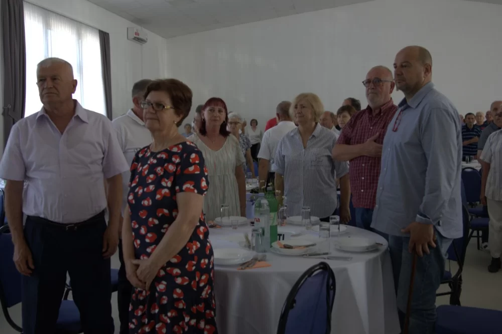 Pjevačka skupina veličkih umirovljenika Ledena berba proslavila 20 godina rada