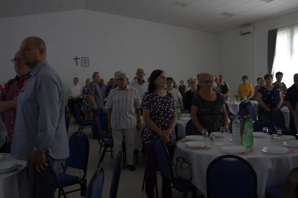 Pjevačka skupina veličkih umirovljenika Ledena berba proslavila 20 godina rada