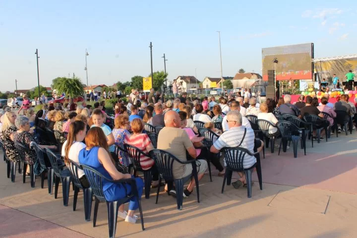 S pjesmom „Sladoled” festivalska pobjednica Nea Galić iz Požege