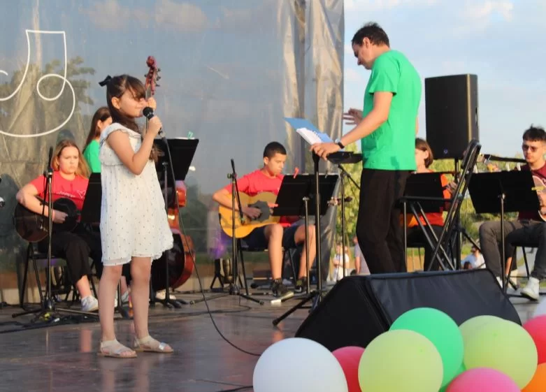 S pjesmom „Sladoled” festivalska pobjednica Nea Galić iz Požege