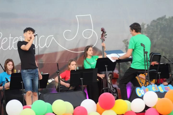 S pjesmom „Sladoled” festivalska pobjednica Nea Galić iz Požege