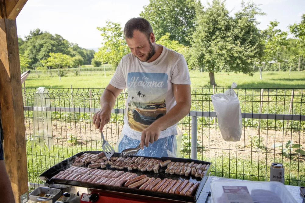 Kutjevačko Kulturno ljeto 2025.: Uz gastro-kreativne radionice druženje u dvorištu Društvenog doma u Bjeliševcu