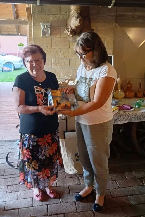 ŽUPANIJSKA UDRUGA „MATKO PEIĆ“: U Pleternici i Požegi ugostili svoje prijatelje iz Surčina