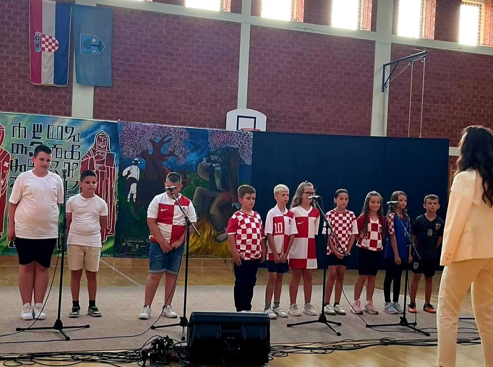 Svečano obilježen Dan škole u Brestovcu: Uz prigodna događanja i svečani program te nagrađivanje učenika i mentora