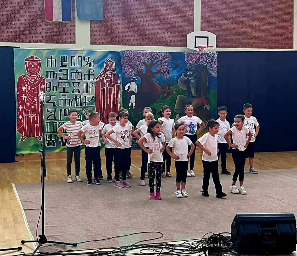 Svečano obilježen Dan škole u Brestovcu: Uz prigodna događanja i svečani program te nagrađivanje učenika i mentora
