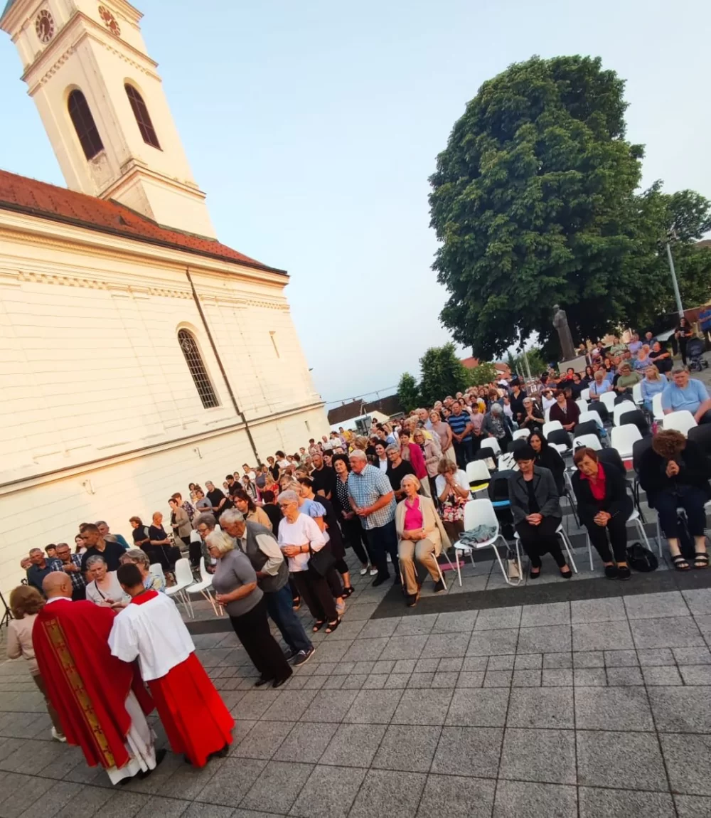 U Podvinje stižu brojni hodočasnici, počela duhovna priprava za slavlje Antunova